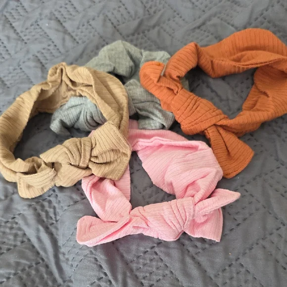 💚5/$20💚Set Of 4 Colorful Baby Headbands - Picture 1 of 3
